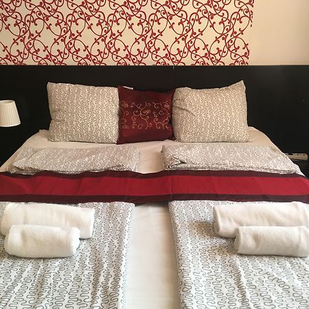 Europa Centerpoint Guesthouse Budapest Extérieur photo