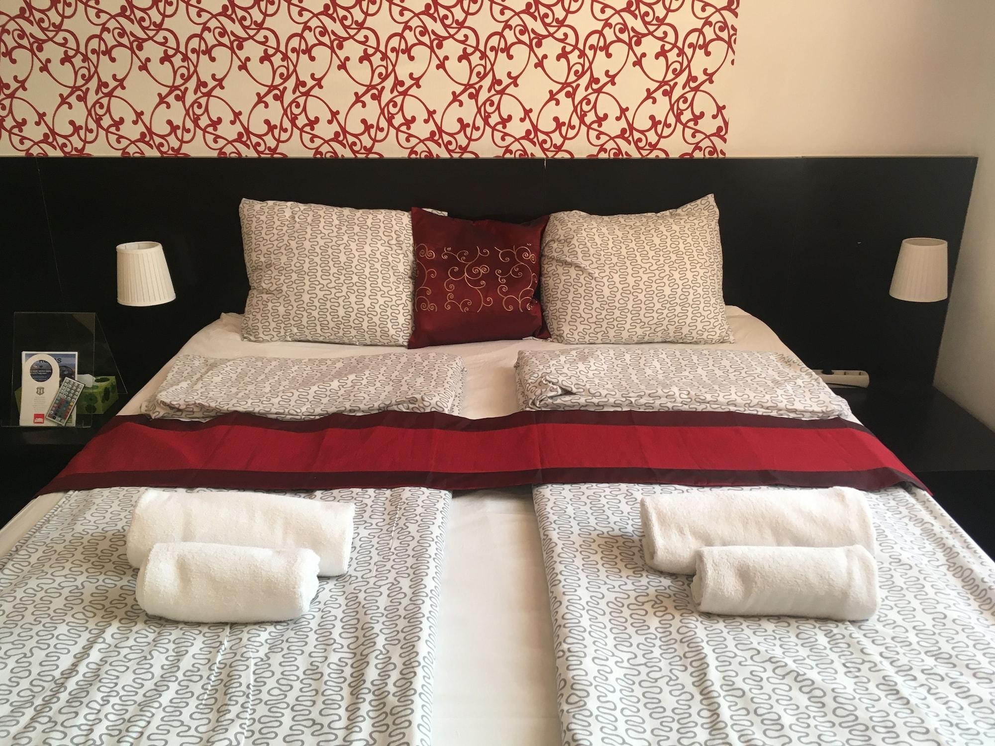 Europa Centerpoint Guesthouse Budapest Extérieur photo