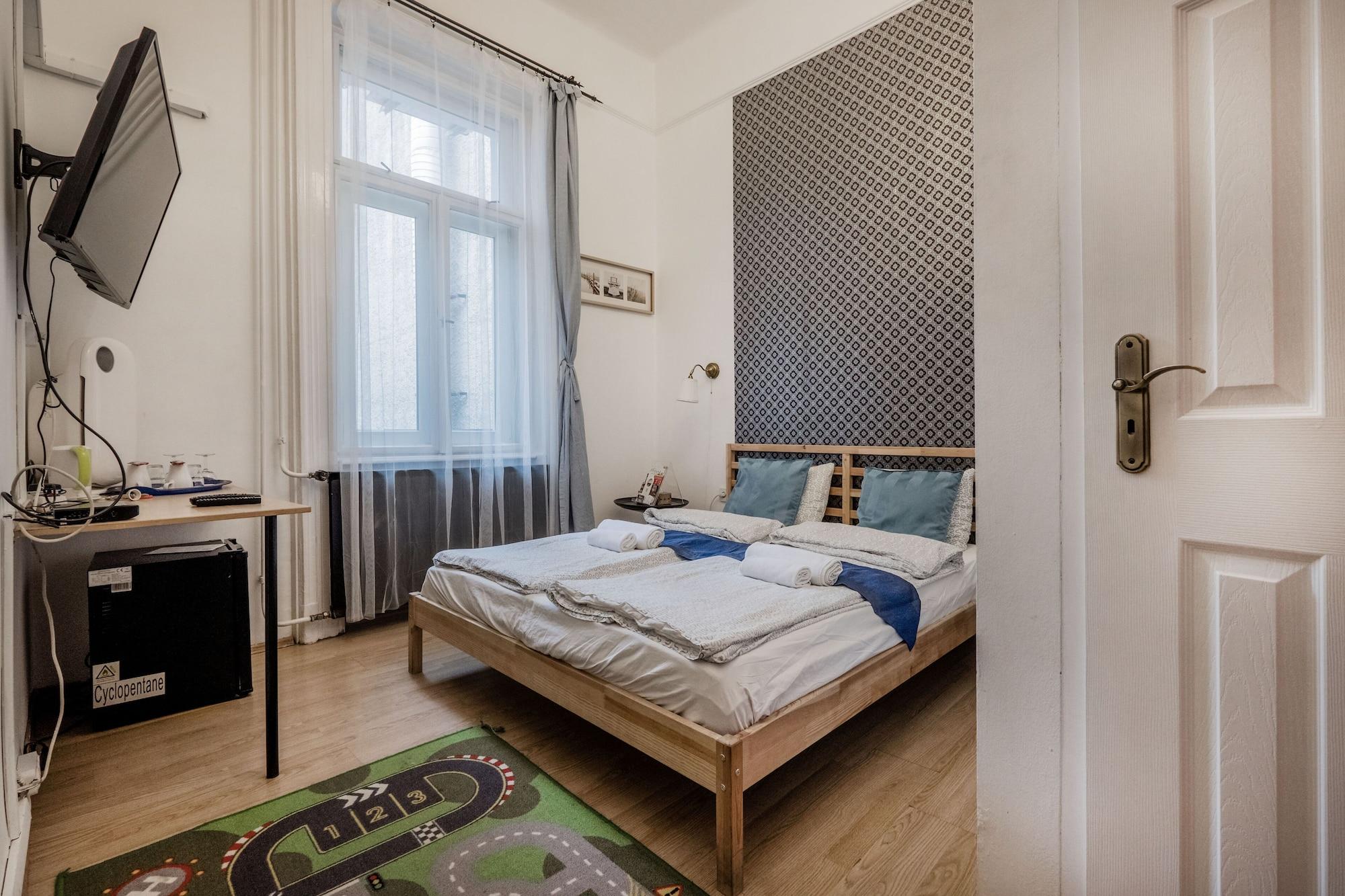 Europa Centerpoint Guesthouse Budapest Extérieur photo