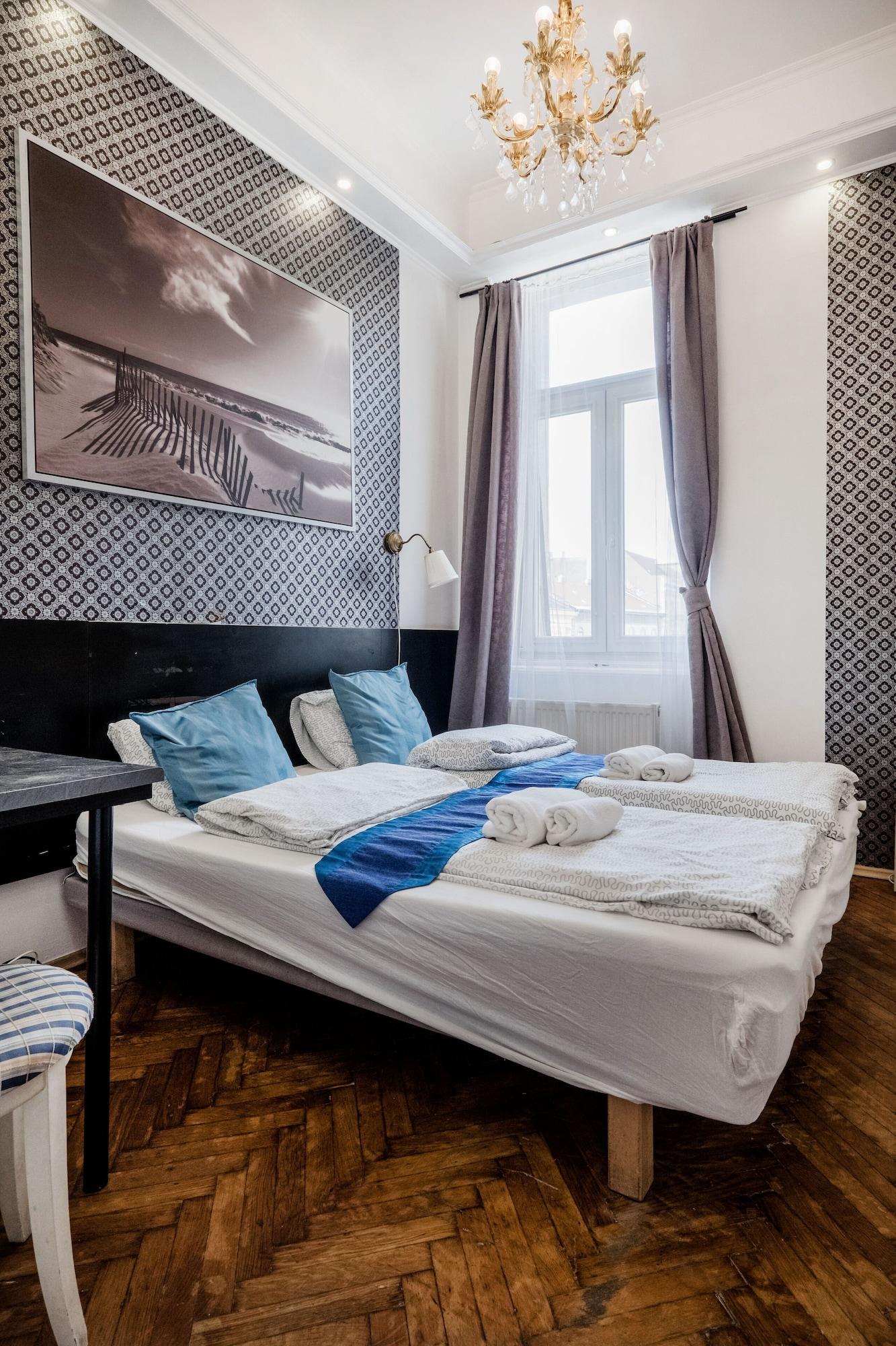 Europa Centerpoint Guesthouse Budapest Extérieur photo