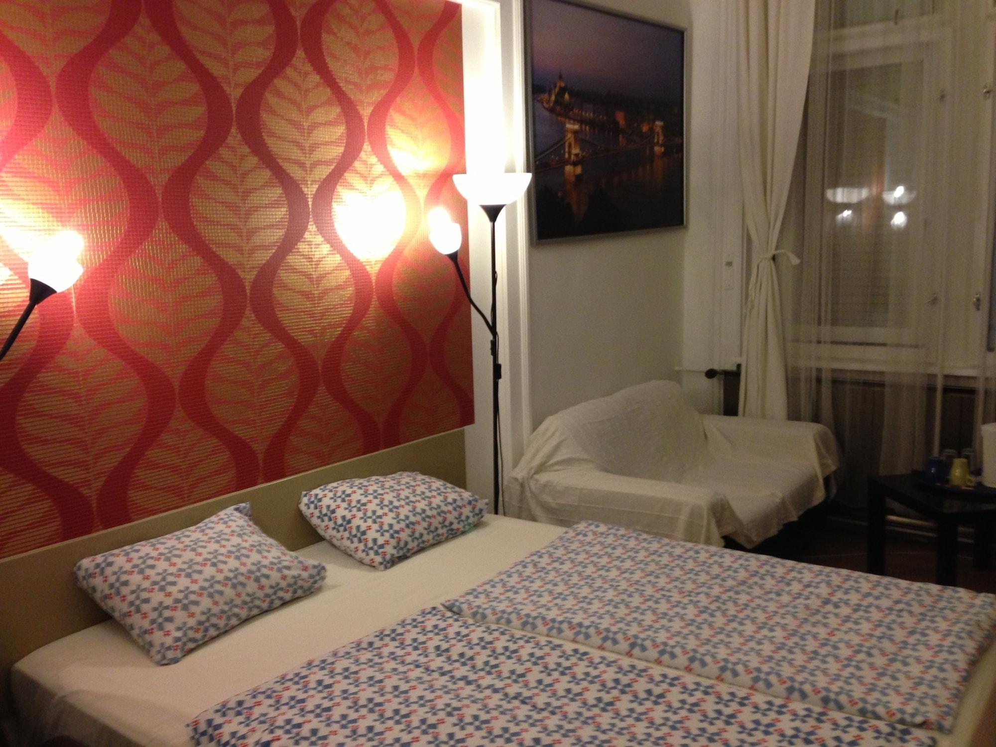 Europa Centerpoint Guesthouse Budapest Extérieur photo